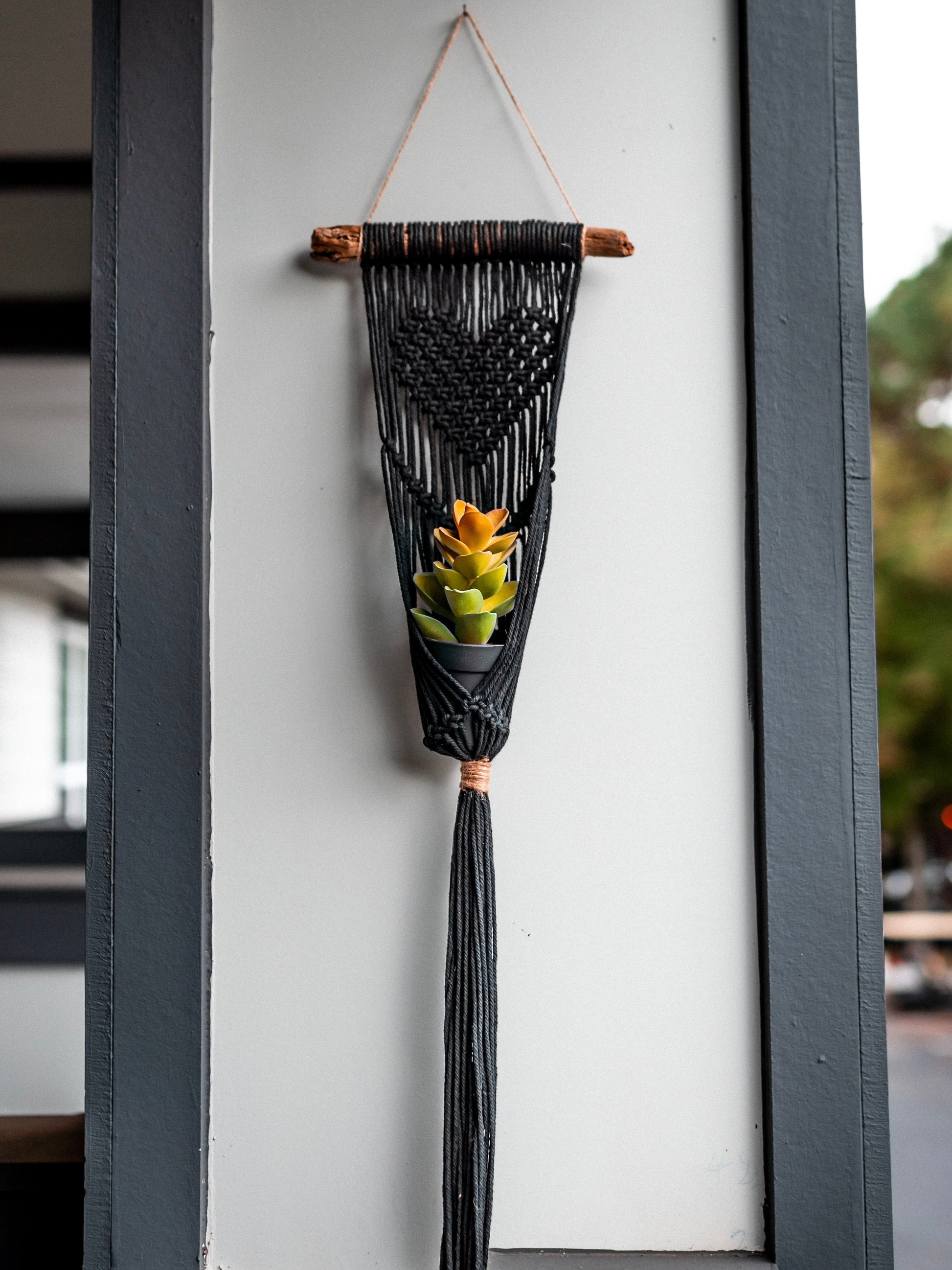 heart plant hanger Heart Plant Hanger – EverwindCreations